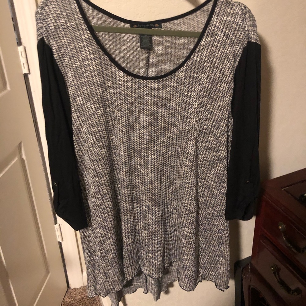 Susie in the city woman long sleeve shirt